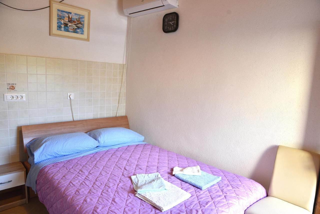 Apartment Anamarija วาลุน ภายนอก รูปภาพ